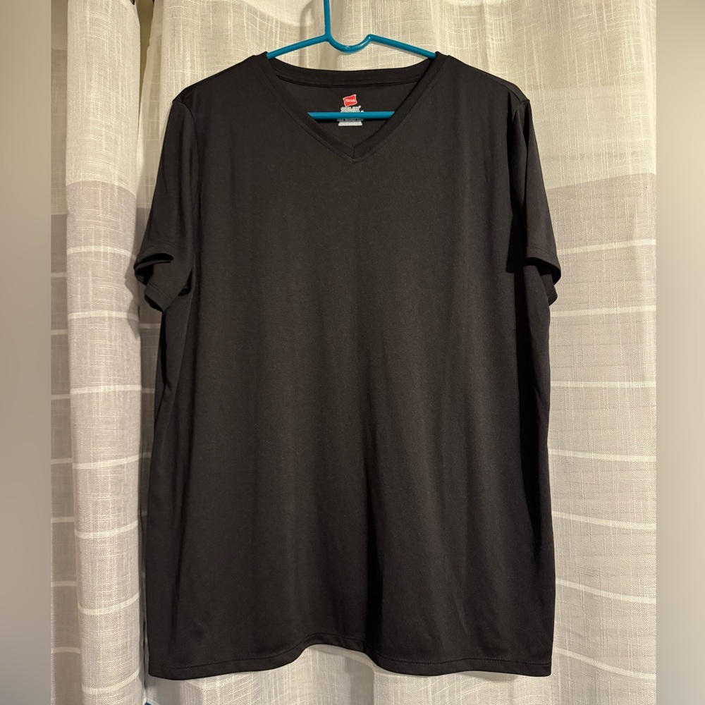 Hanes Black and pink V-Neck Short Sleeve Tee (2)